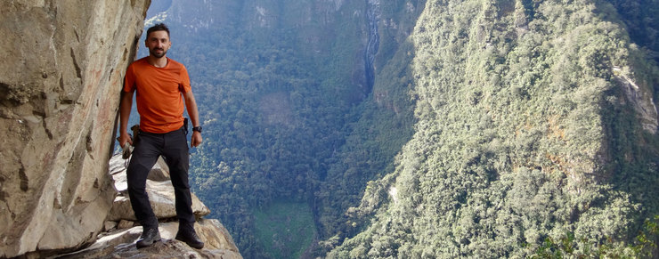 Photo of the website author in the Peruvian Andes.